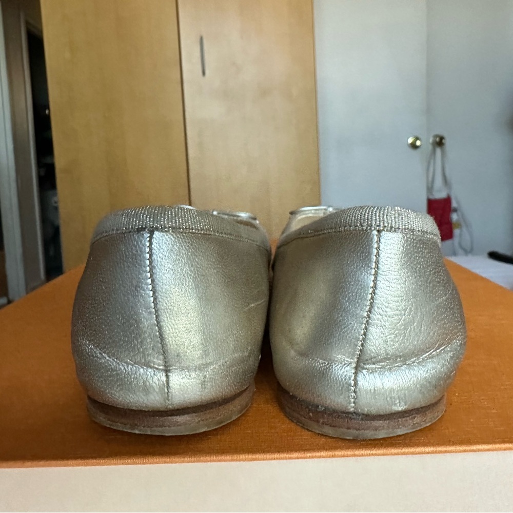 Christian Louboutin gold flats - Picture 6 of 6
